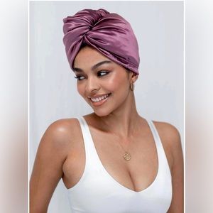 Muave Ultra-Lite All Satin Hair Wrap, Sugar Plum, Purple, EUC